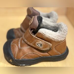 Keen Toddler 7 Boys boots…leather exterior!